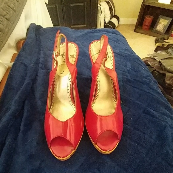 Shoes - Picture 2 of 2